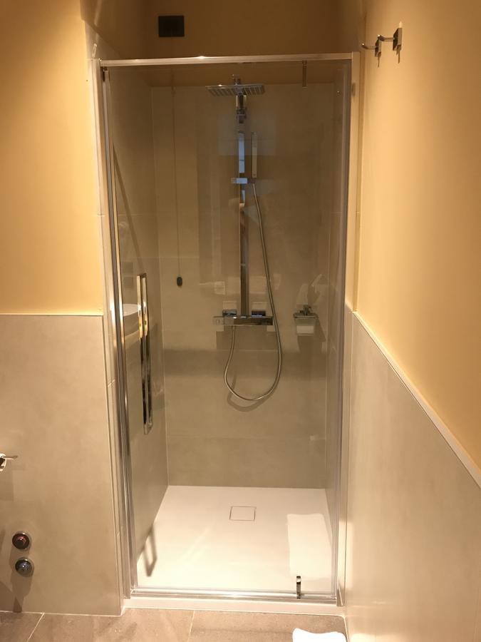 Carla Failela Hotel Valli del Pasubio Bagian luar foto
