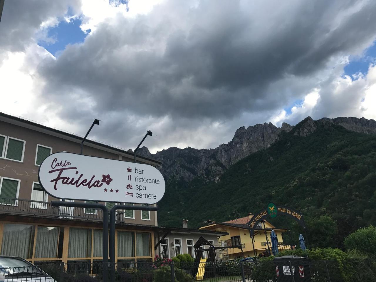 Carla Failela Hotel Valli del Pasubio Bagian luar foto